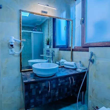 Galata Nil 4*