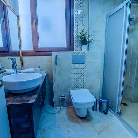 Galata Nil 4*